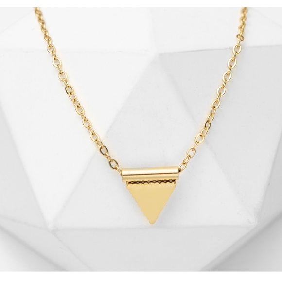 Gold trendy triangle CZ pendant necklace - Picture 2 of 4